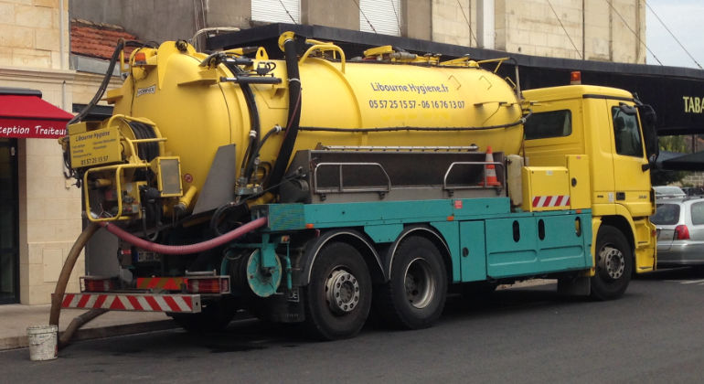 Vidange curage fosse septique Libourne 33, Charente, Dordogne | Libourne Hygiène.